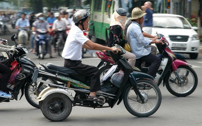 Miễn lệ phí đăng ký xe mô tô ba bánh cho người khuyết tật