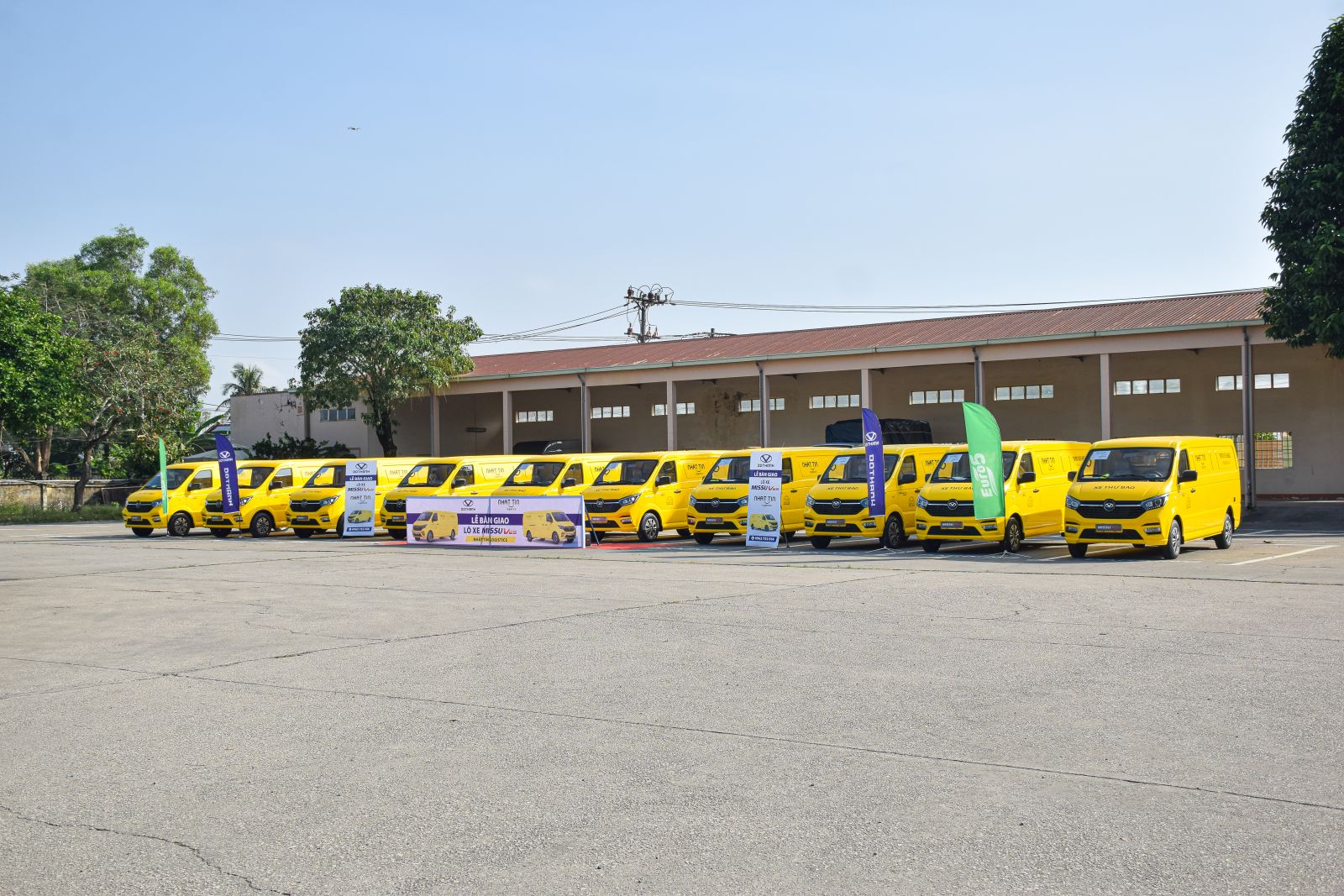 DOTHANH AUTO bàn giao lô xe van MISSU cho Nhất Tín Logistics | DOTHANH MISSU V65