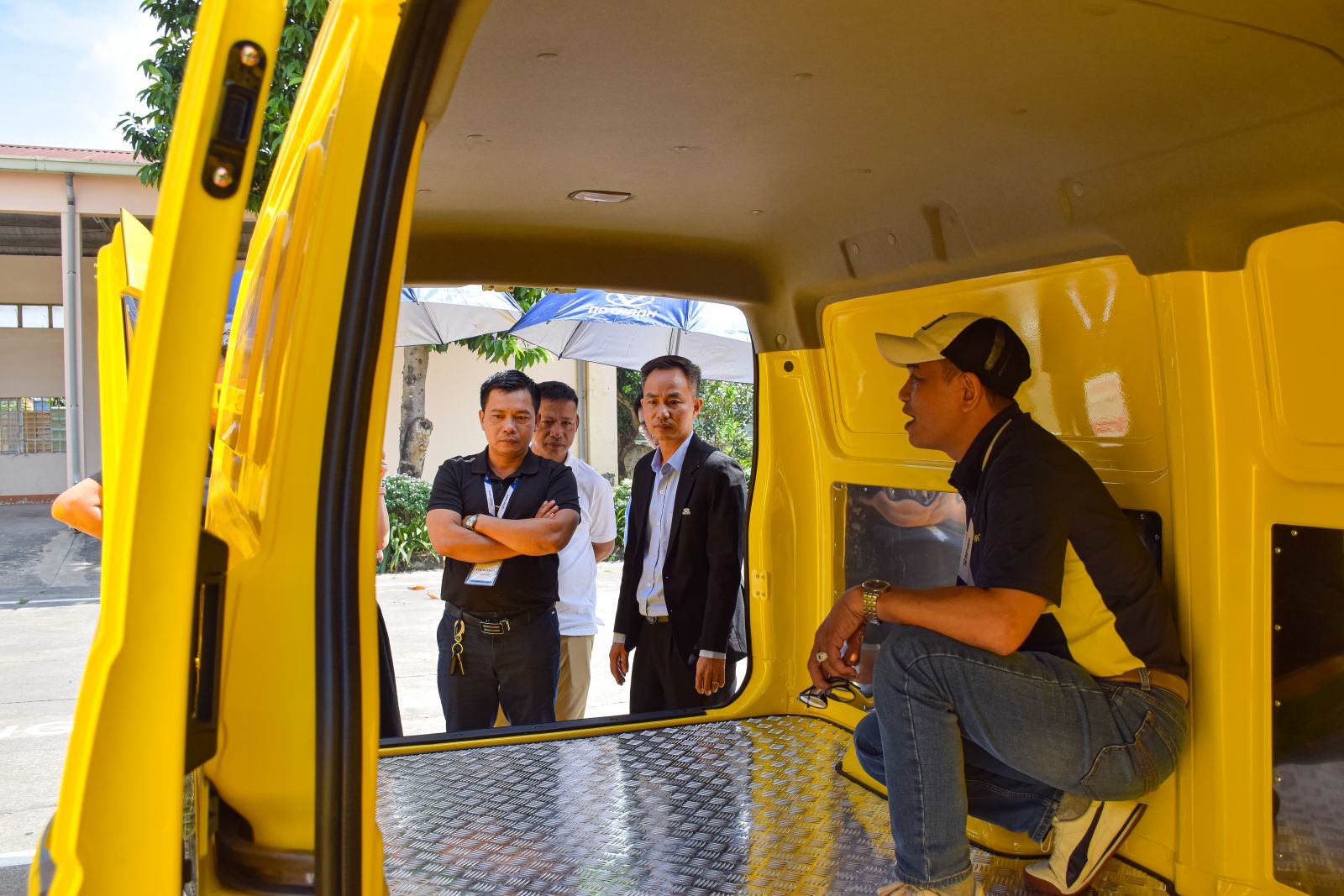 ​DOTHANH AUTO bàn giao lô xe van MISSU cho Nhất Tín Logistics | DOTHANH MISSU V65​