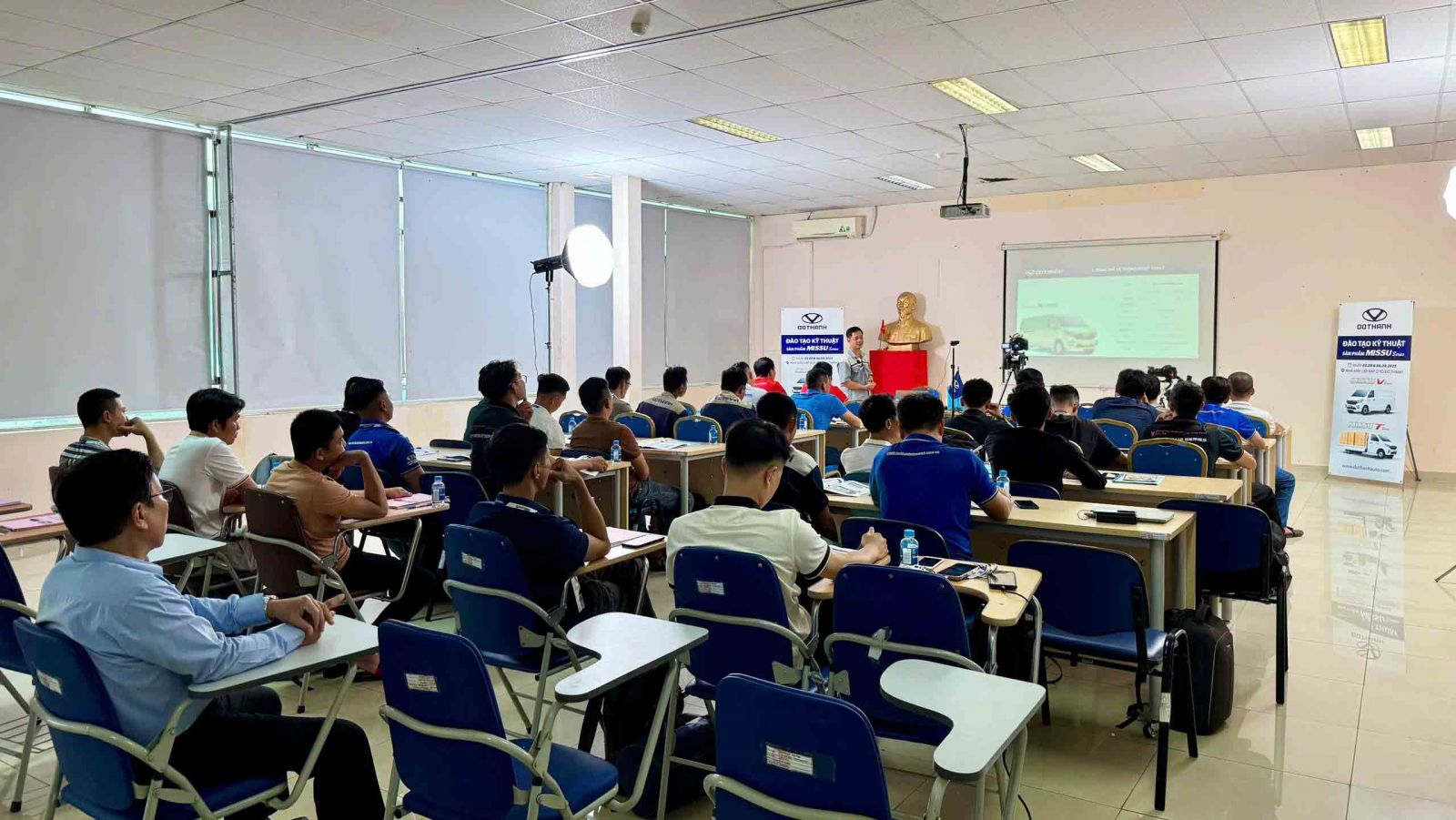 Chương trình đào tạo kỹ thuật và kỹ năng bán hàng sản phẩm mới DOTHANH MISSU tổ chức bởi DOTHANH AUTO