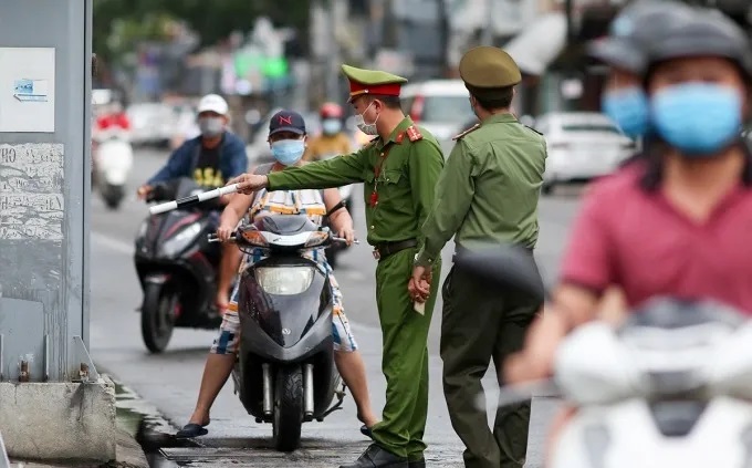 Quy định mới về kiểm soát xử lý vi phạm giao thông từ 15/9: Không có CSGT đi cùng, công an xã vẫn được dừng xe xử phạt