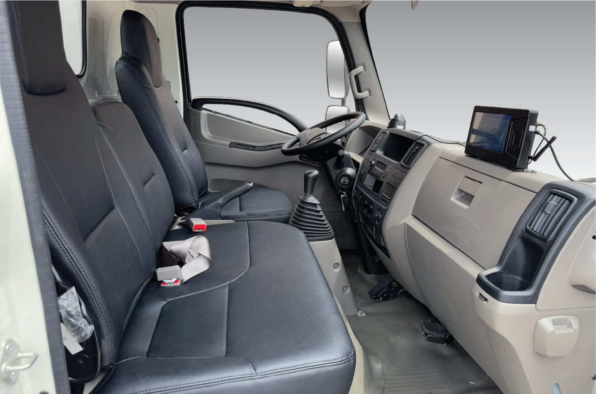 Khoang nội thất rộng rãi